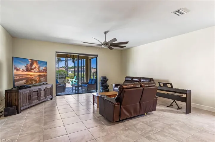 Great Lake Views from the Living Room!
