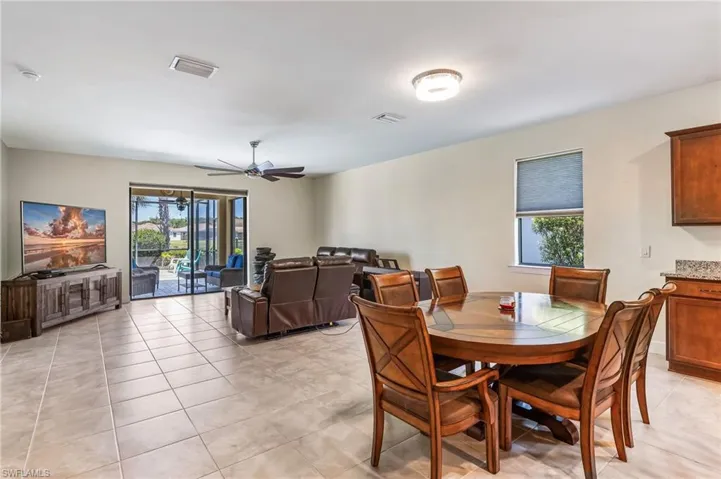 2162' of Living Space
