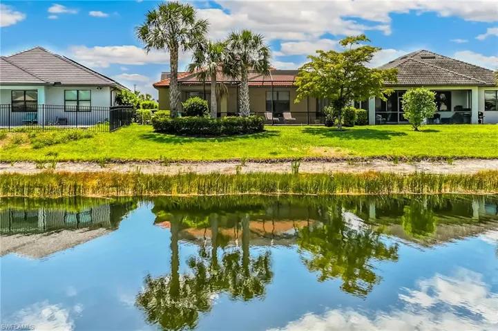 16067 Palmetto Prairie Dr, Alva, Florida 33920