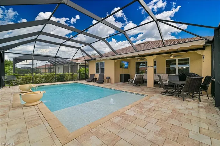 3242 Birchin Ln, Fort Myers, Florida 33916