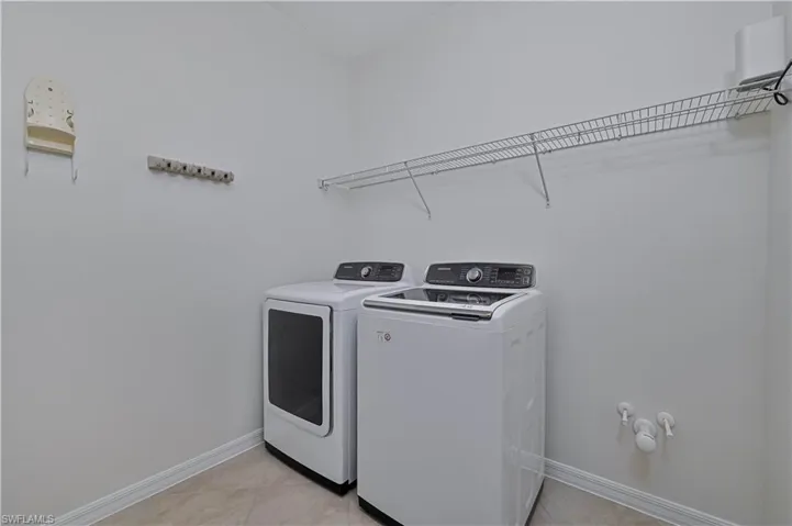 3242 Birchin Ln, Fort Myers, Florida 33916