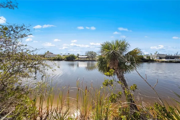 4110 27th St, Cape Coral, Florida 33993