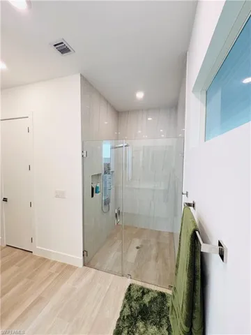 Multi-Head Faucet & Shelving