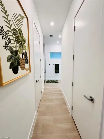 His & Hers Extra Large Walk-in Closets