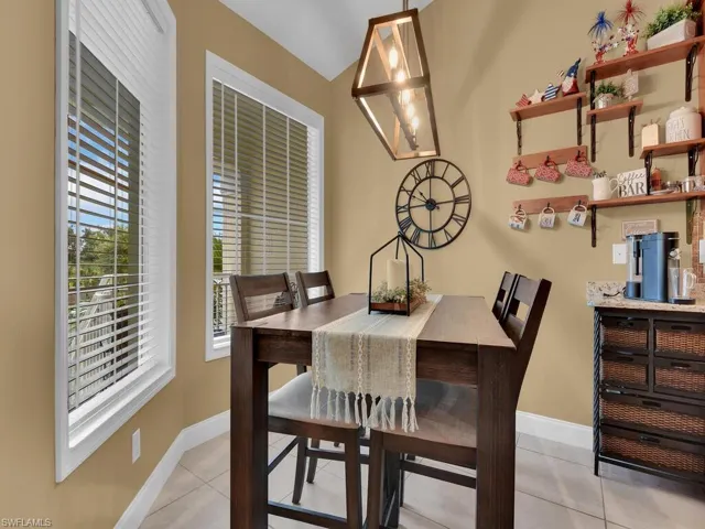 Breakfast Nook