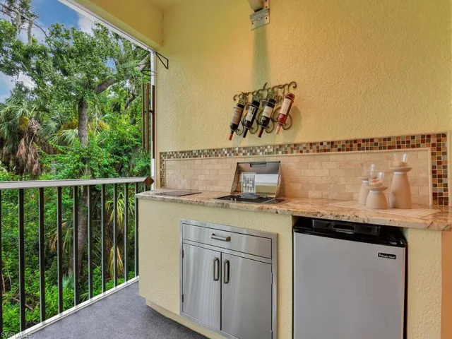 Summer Kitchen w/ Electric Grill & Mini Fridge