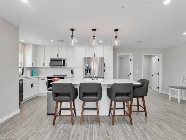 195 Hibiscus Dr, Fort Myers Beach, Florida 33931