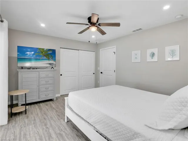 195 Hibiscus Dr, Fort Myers Beach, Florida 33931