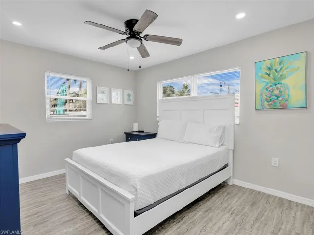 195 Hibiscus Dr, Fort Myers Beach, Florida 33931