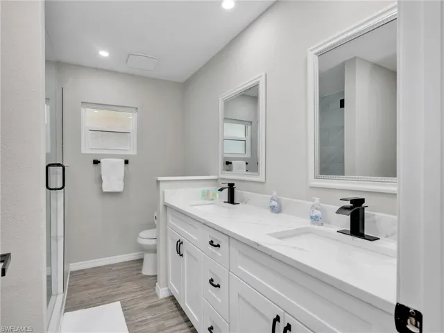 195 Hibiscus Dr, Fort Myers Beach, Florida 33931