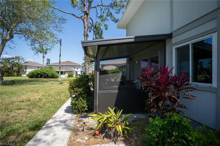Outside view of lanai.