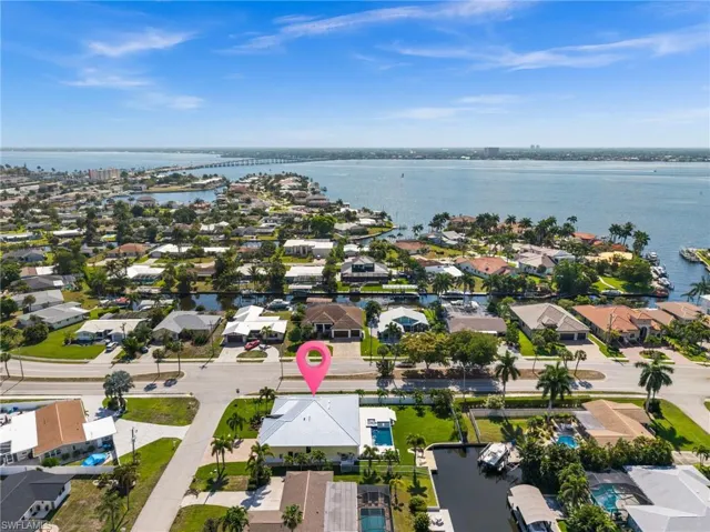 1460  Venetian  CT, Cape Coral, FL 33904
