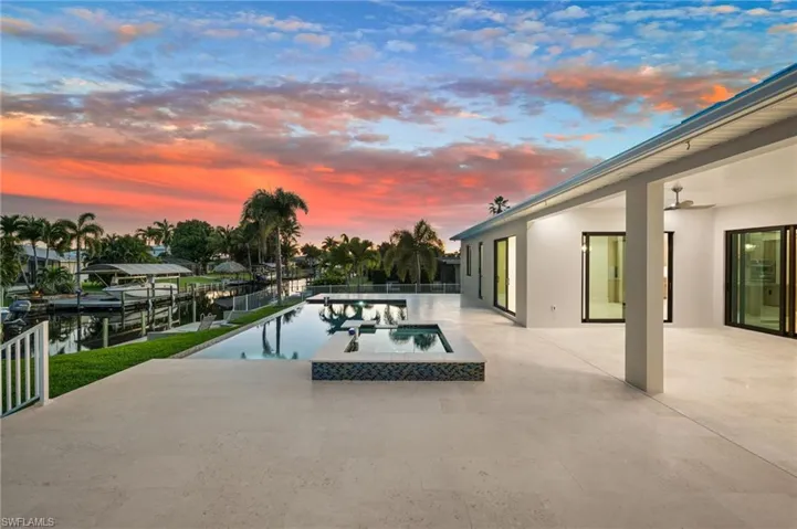 1460  Venetian  CT, Cape Coral, FL 33904