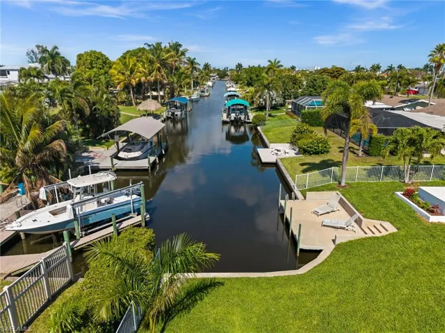 1460  Venetian  CT, Cape Coral, FL 33904