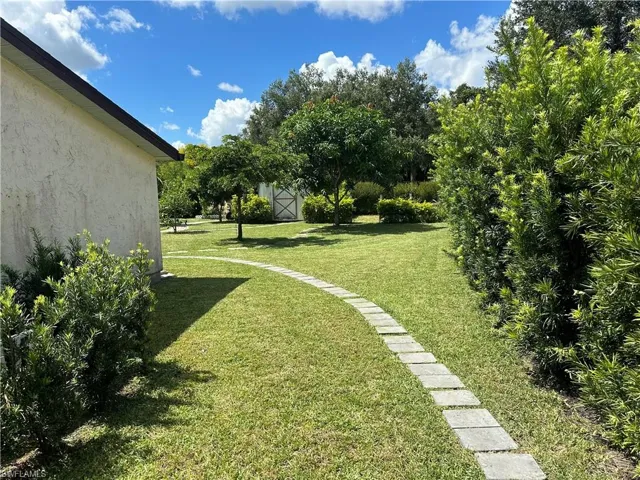 4017 W Palomar  CIR, Labelle, FL 33935