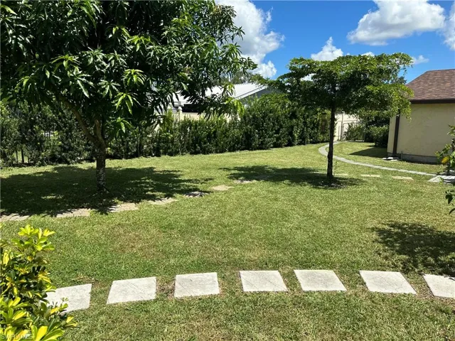 4017 W Palomar  CIR, Labelle, FL 33935