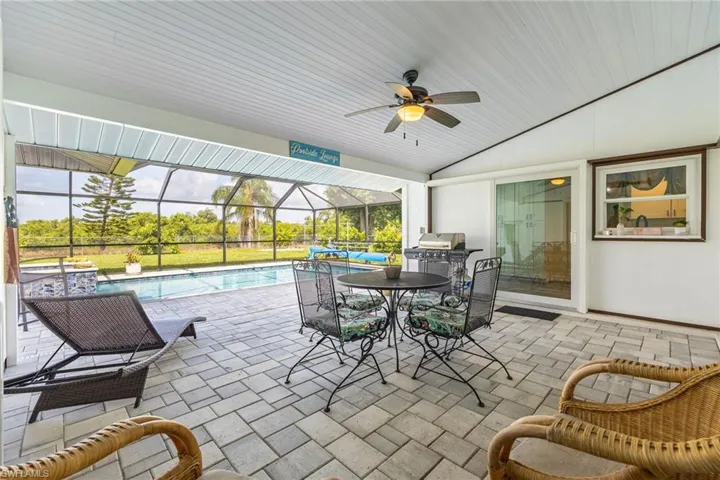5714 Sw 1st Ct, Cape Coral, Florida 33914