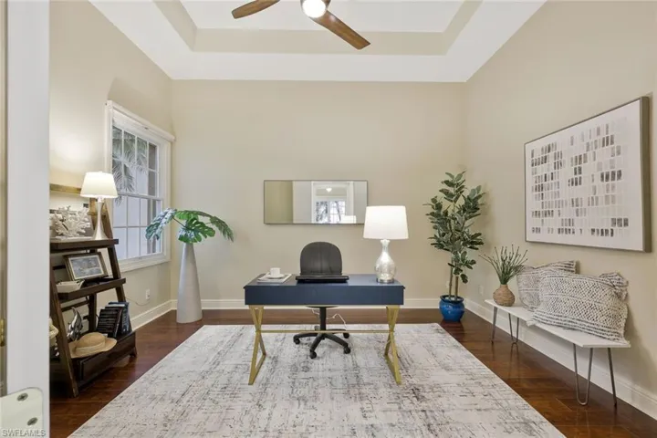 910  Villa Florenza  DR, Naples, FL 34119