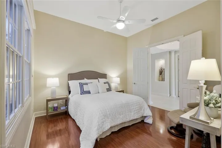 910  Villa Florenza  DR, Naples, FL 34119