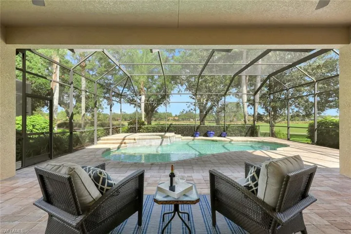 910  Villa Florenza  DR, Naples, FL 34119