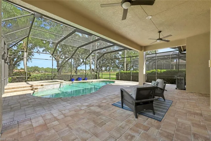 910  Villa Florenza  DR, Naples, FL 34119