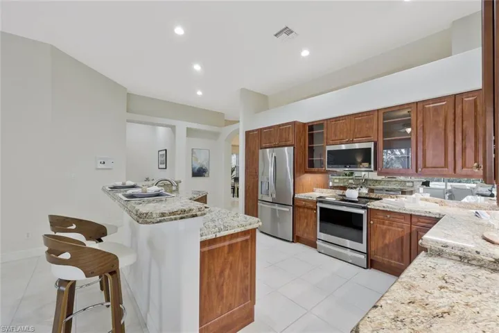 910  Villa Florenza  DR, Naples, FL 34119