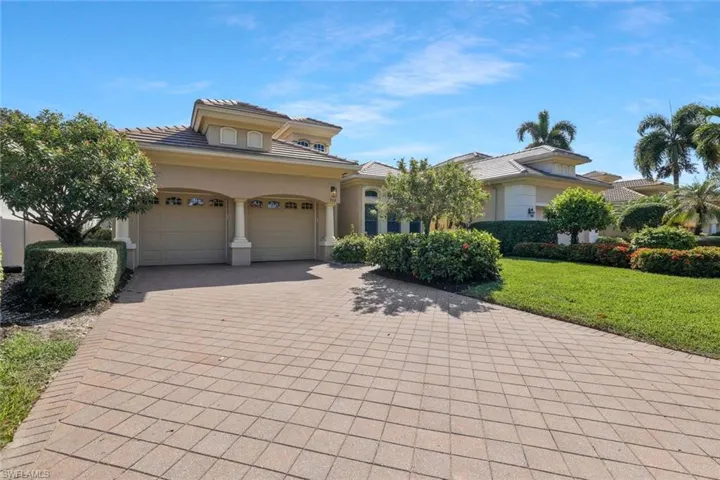 910  Villa Florenza  DR, Naples, FL 34119