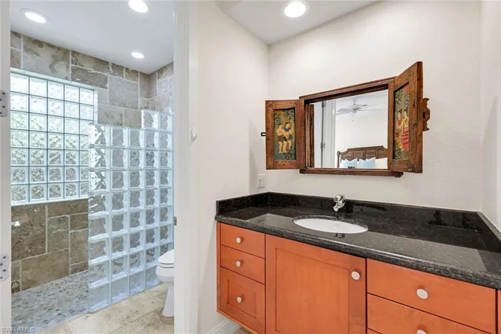 210 Central Ave, Naples, Florida 34102