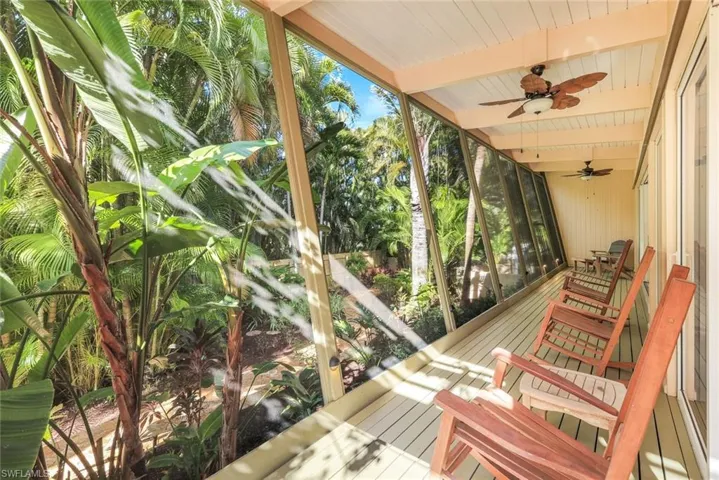 210 Central Ave, Naples, Florida 34102