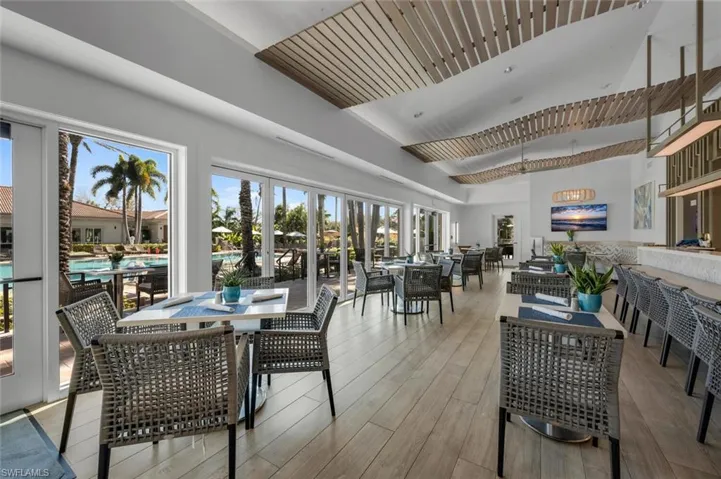 Aqua Poolside Cafe