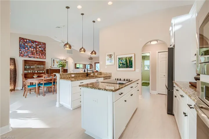 13441  Almond  DR, Fort Myers, FL 33908