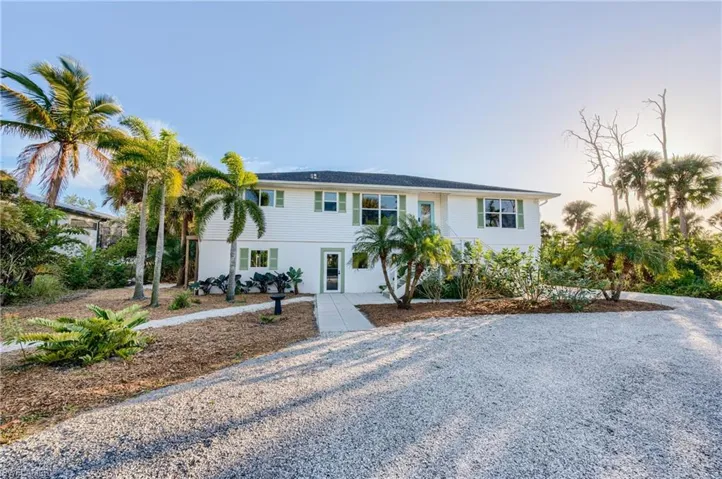 13441  Almond  DR, Fort Myers, FL 33908