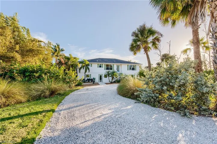13441  Almond  DR, Fort Myers, FL 33908