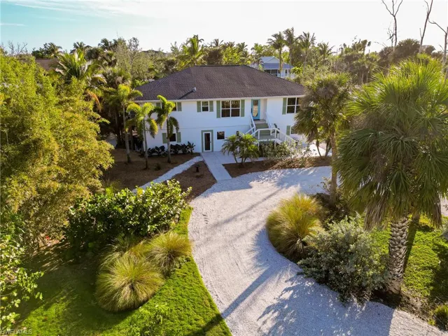 13441  Almond  DR, Fort Myers, FL 33908
