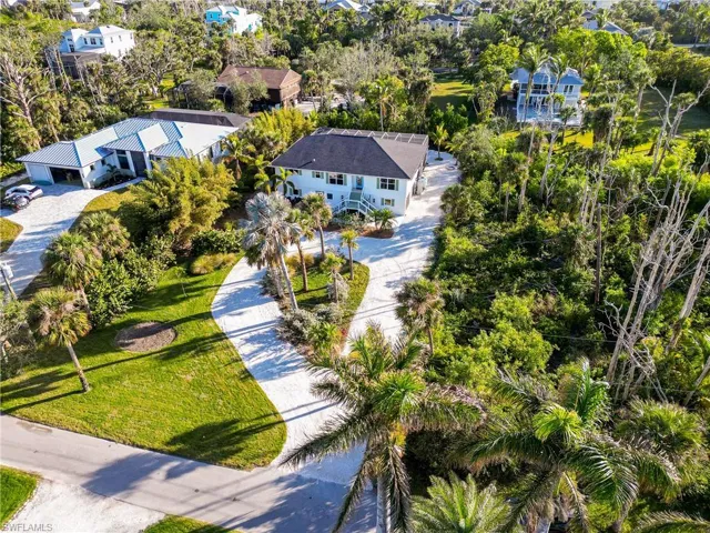 13441  Almond  DR, Fort Myers, FL 33908