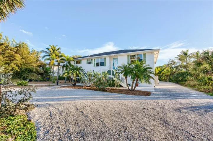 13441  Almond  DR, Fort Myers, FL 33908