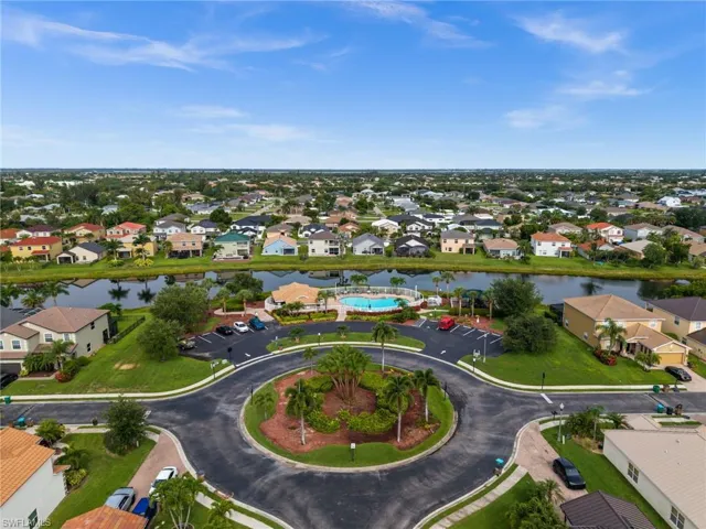 2017 Cape Heather Cir, Cape Coral, Florida 33991