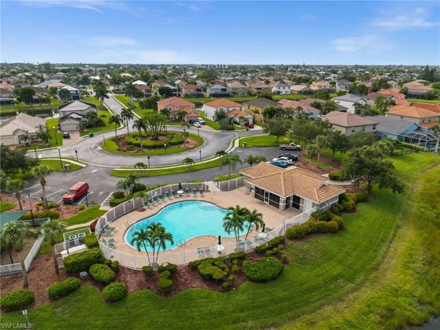2017 Cape Heather Cir, Cape Coral, Florida 33991