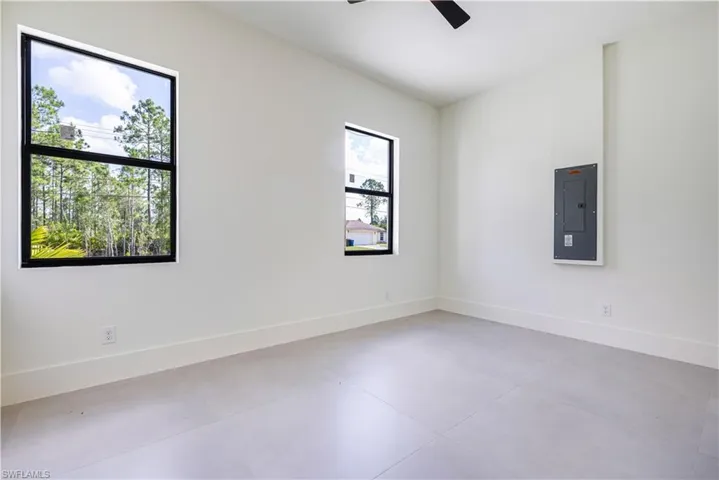 1805 W 10th St, Lehigh Acres, Florida 33972