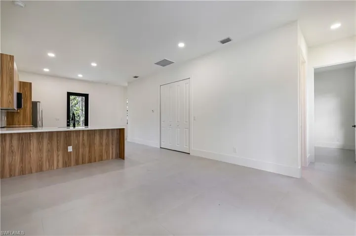 1805 W 10th St, Lehigh Acres, Florida 33972