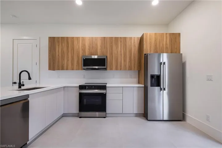 1805 W 10th St, Lehigh Acres, Florida 33972