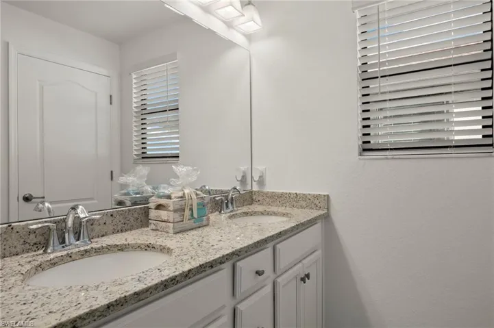11407  Shady Blossom  DR, Fort Myers, FL 33913