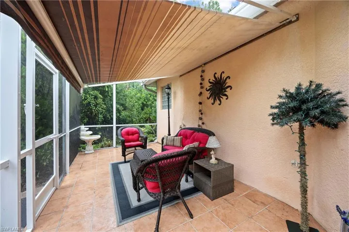 Patio / terrace with an outdoor hangout area