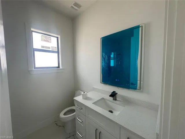 2905 E 18th  ST, Lehigh Acres, FL 33972