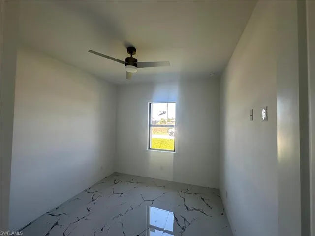 2905 E 18th  ST, Lehigh Acres, FL 33972