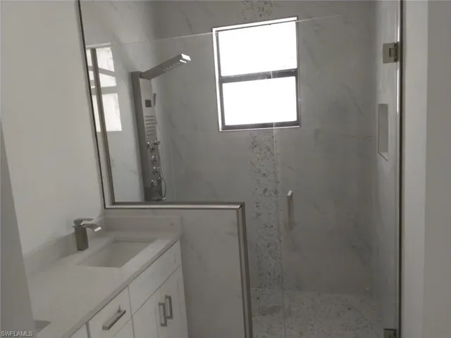 2905 E 18th  ST, Lehigh Acres, FL 33972