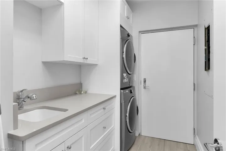 930 Cape Marco Dr 1206, Marco Island, Florida 34145