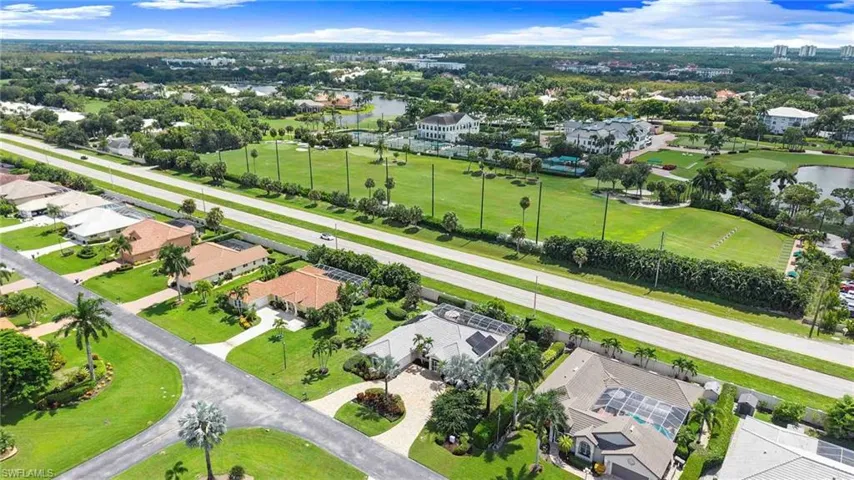 28910 Winthrop Cir, Bonita Springs, Florida 34134