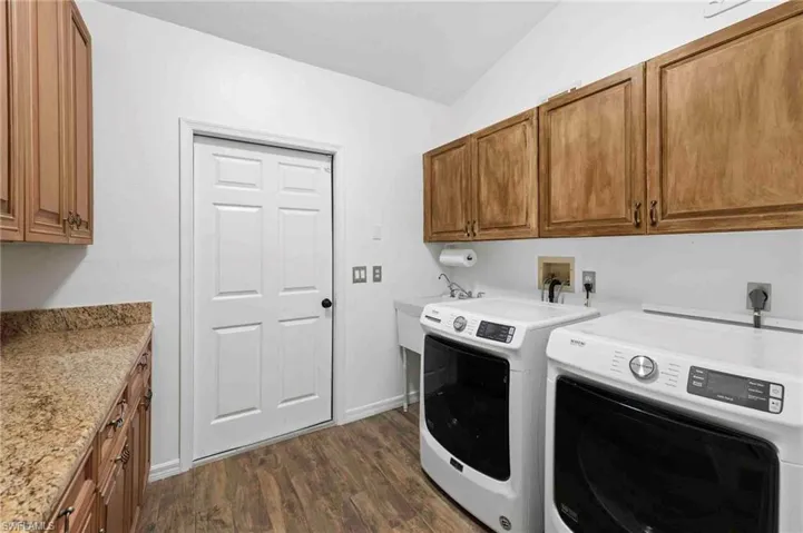 28910 Winthrop Cir, Bonita Springs, Florida 34134