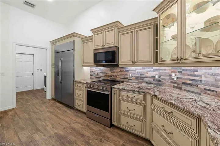 28910 Winthrop Cir, Bonita Springs, Florida 34134